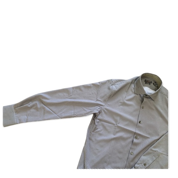 Men’s Grey Van Heusen dress shirt - Picture 6 of 6